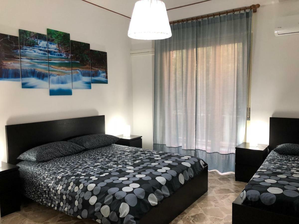 Casa Vacanza Cefalu Apartment ภายนอก รูปภาพ