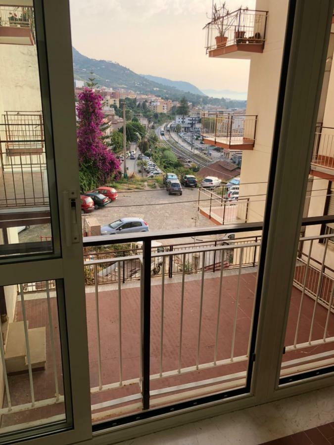 Casa Vacanza Cefalu Apartment ภายนอก รูปภาพ